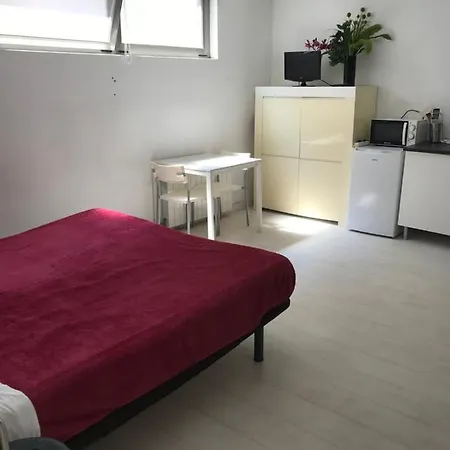 Apartment And Kitchen Bilbao