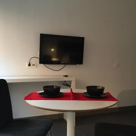 Apartment And Kitchen Bilbao